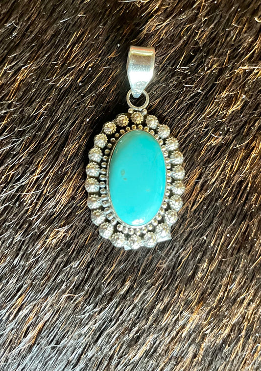 Hada Collection SS Kingman Turquoise oval pendant