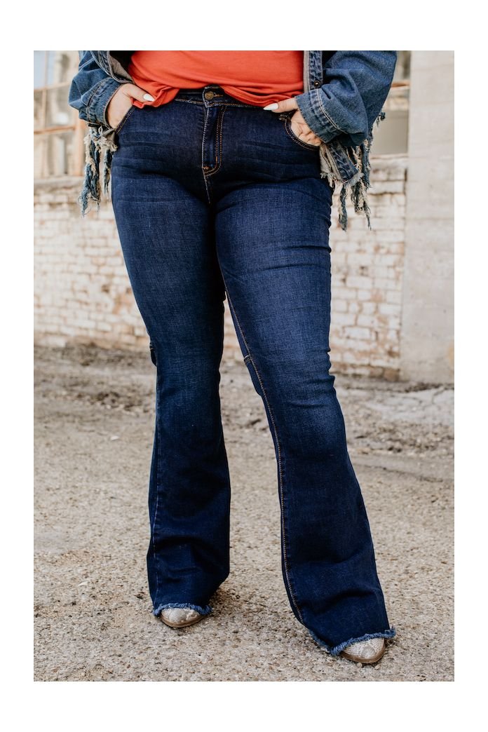 Calças jeans best sale flare plus size